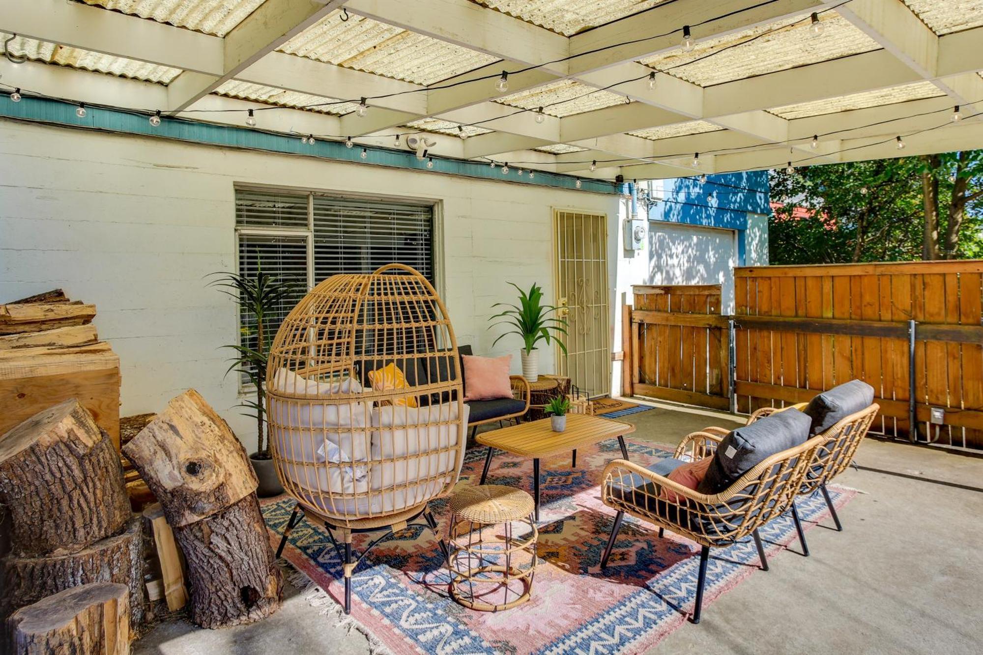Updated Tacoma Home With Fire Pit! Luaran gambar